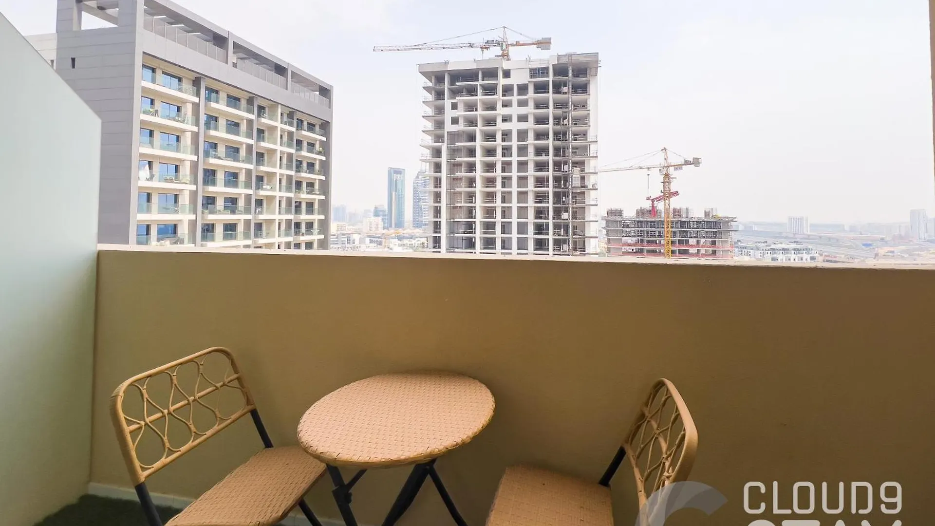 Appartement Cloud 9 - Damac Ghalia Tower à Dubaï 0*,