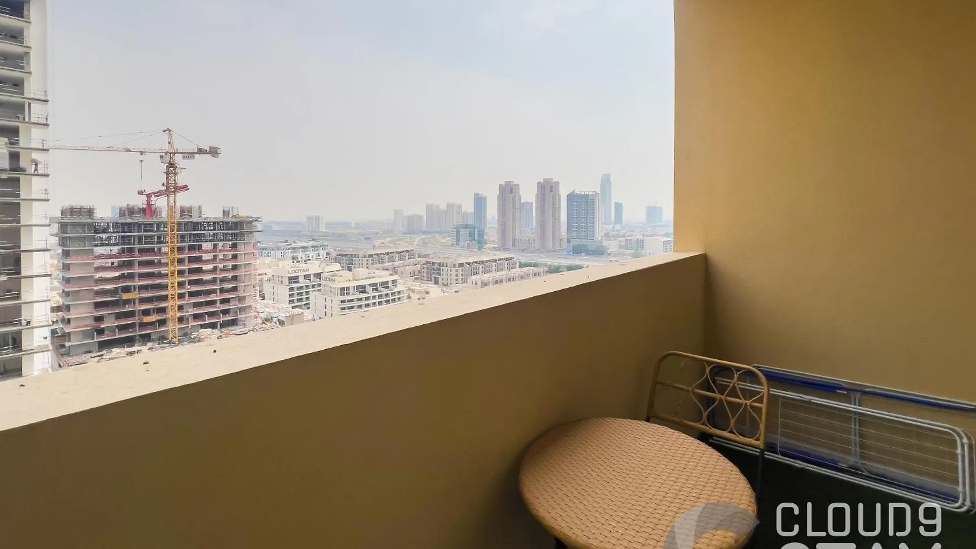 Appartement Cloud 9 - Damac Ghalia Tower à Dubaï